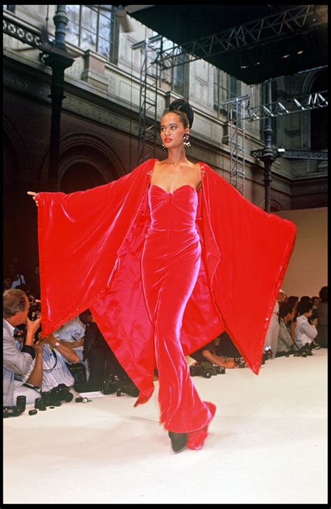 givenchy moda 1990|The Most Iconic Haute Couture Show Moments Of The '90s.